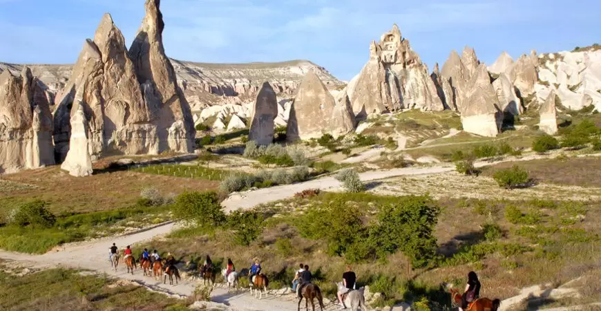 Pamukkale to Cappadocia Bus Tour