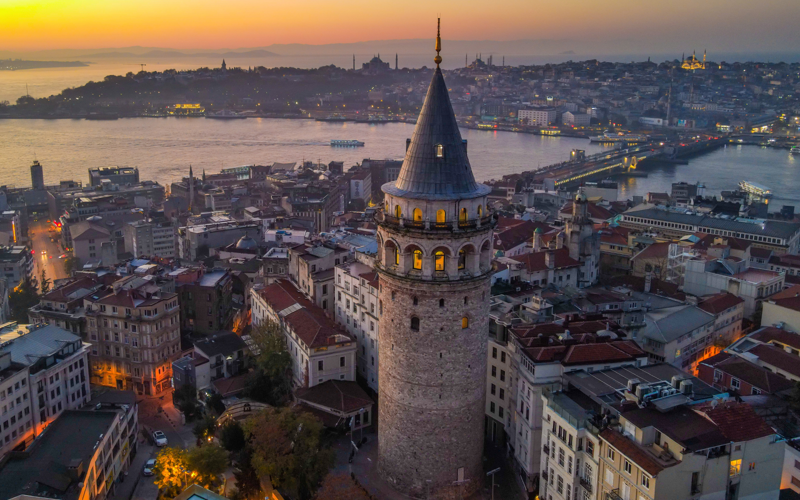 Istanbul Full Day Tour with Cruise & Highlights