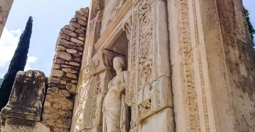 Tours From Istanbul to Gallipoli and Ephesus