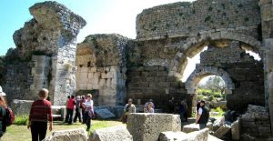 Private Didyma Miletus & Priene Tour From Selcuk and Kusadasi