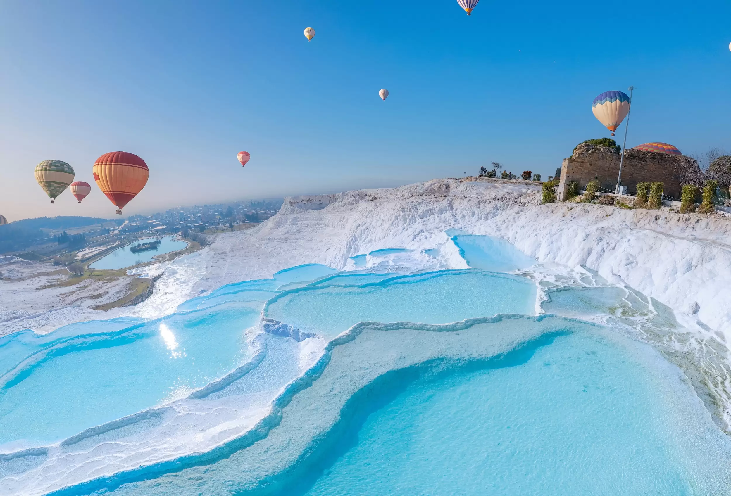 2-Day Pamukkale Tour from Istanbul with Hot Air Balloon Flight
